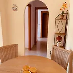아파트 Lmha 09 Marinesco 2, 2 Bedroom, 2 Bathroom With Pool View 라망가델마르메노