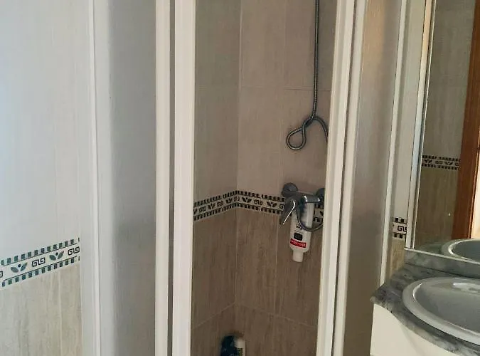 Appartement Lmha 09 Marinesco 2, 2 Bedroom, 2 Bathroom With Pool View *